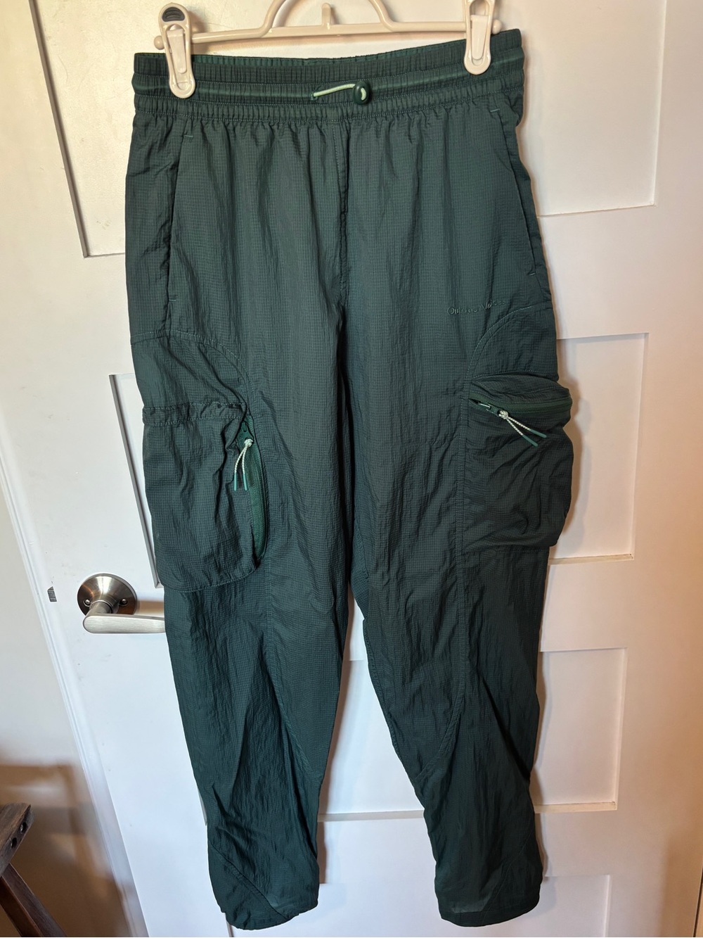Women’s Outdoor Voices Forest Green Cargo Pants with Pocket Zips XS